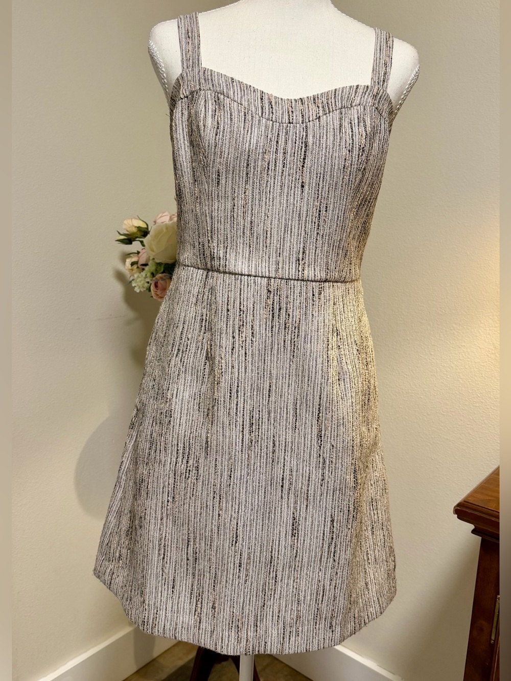 Ted Baker Cream and Brown Striped Tweed Dress Classy Preppy Size 2 and Pockets